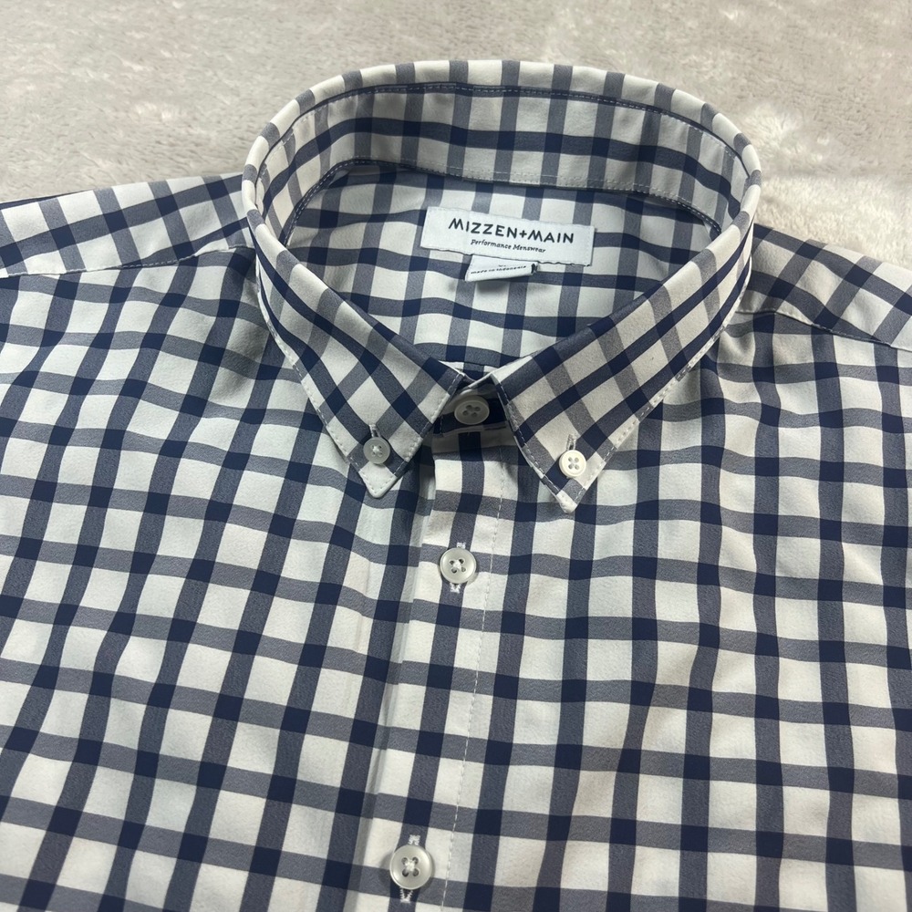 Mizzen+Main Men's XL Short Sleeve Button Down Navy White Gingham Trim Fit
